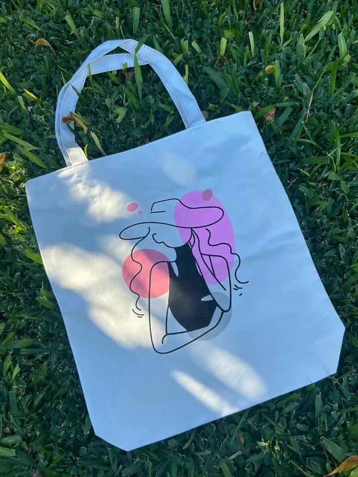 Tote bag