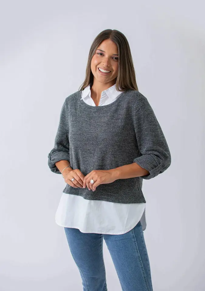 BUZO CON CAMISA SUPERPUESTA 7511