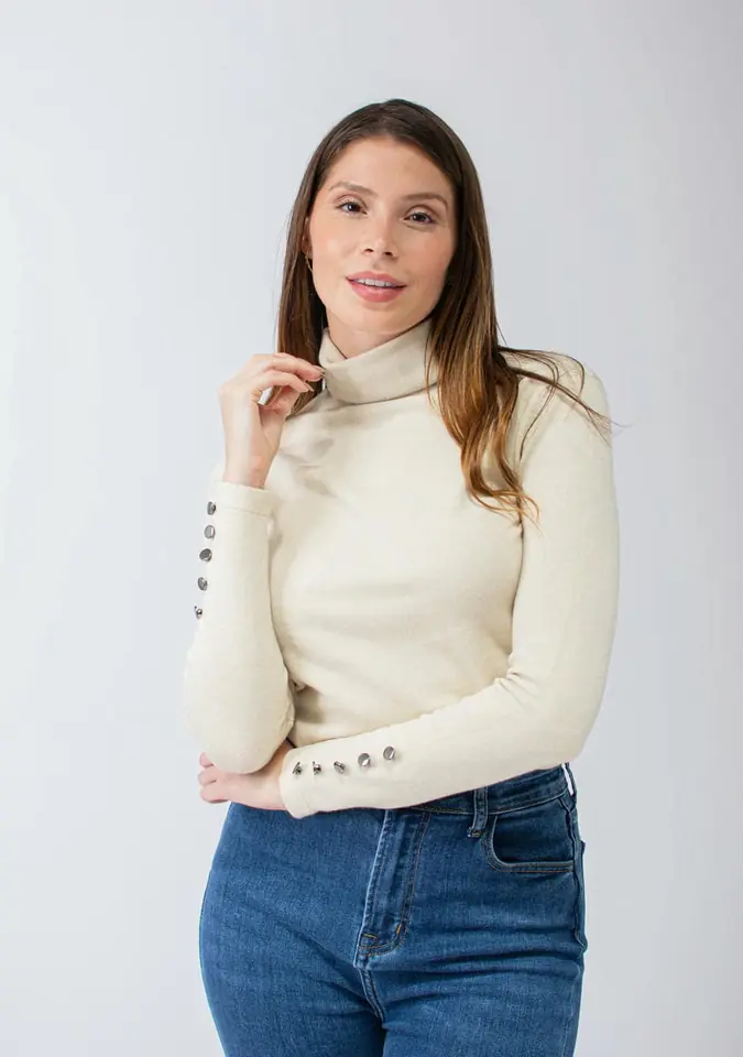 POLERA TEJIDA C/ BOTONES EN MANGA 7592