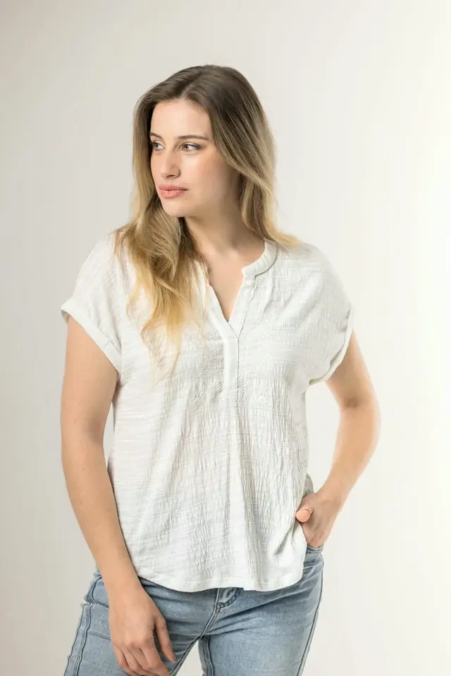 BLUSA C/ DISEÑO 8002