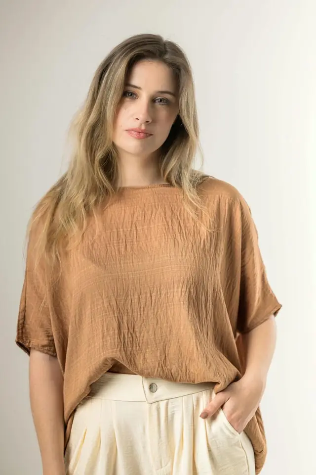 BLUSA AMPLIA C/ DISEÑO 8116