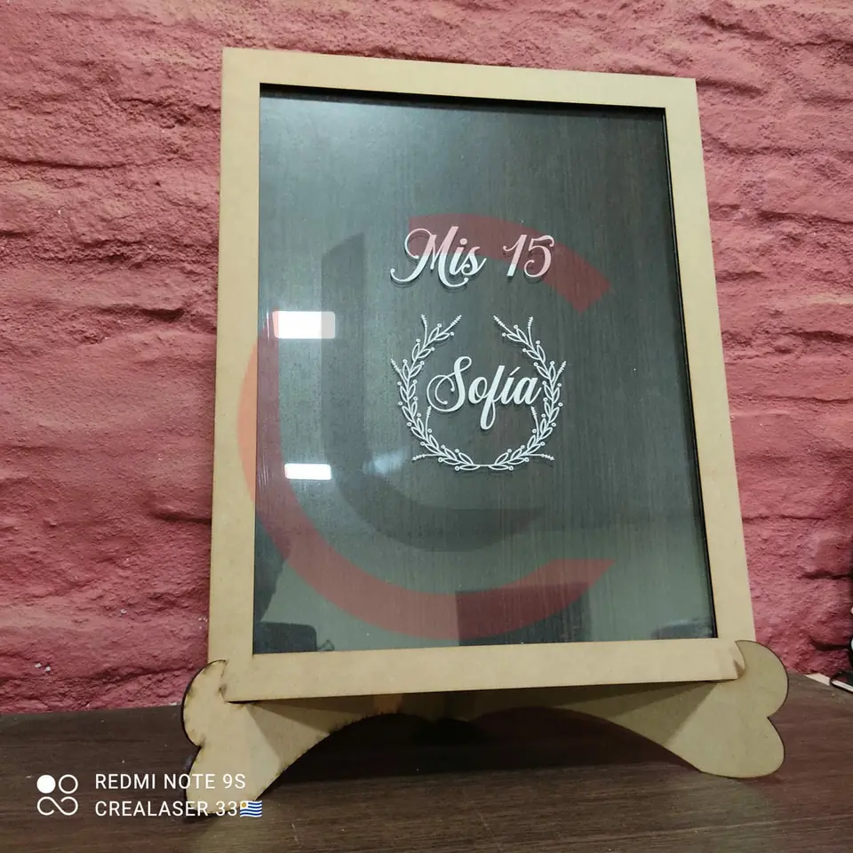 Cuadro de firmas rectangular con acrílico
