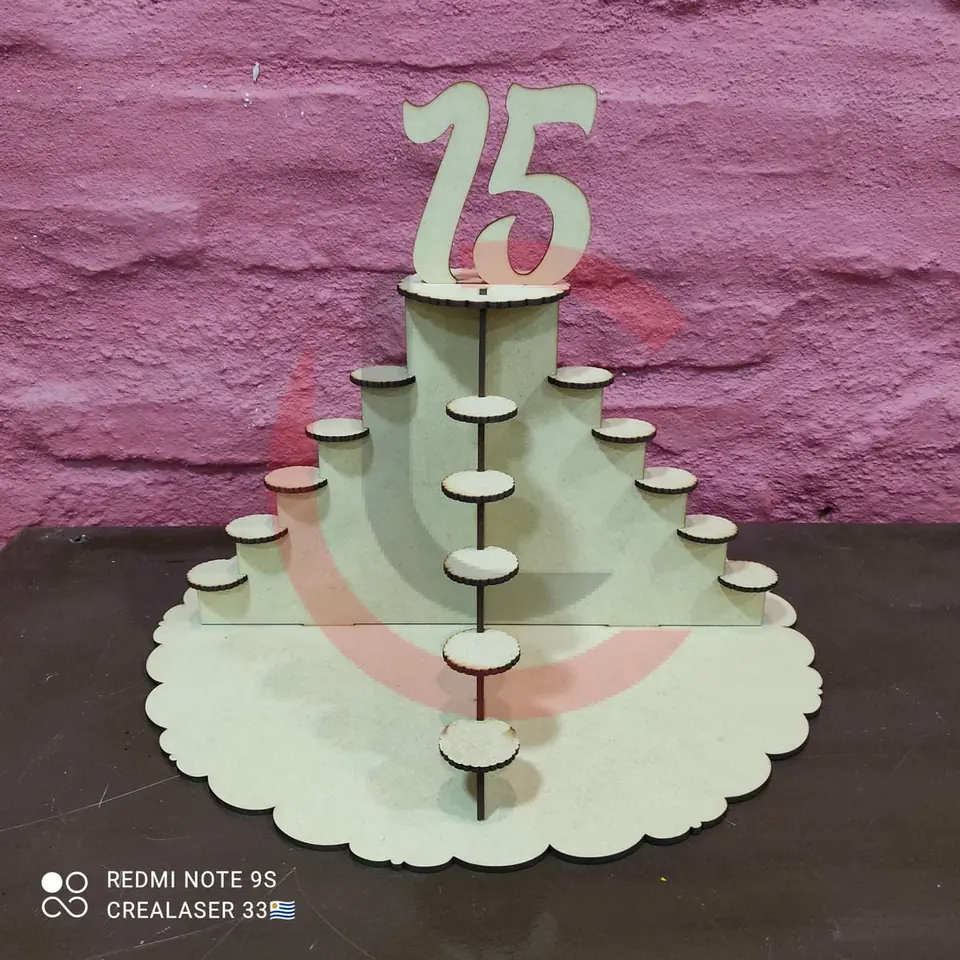 Torre para 15 velas