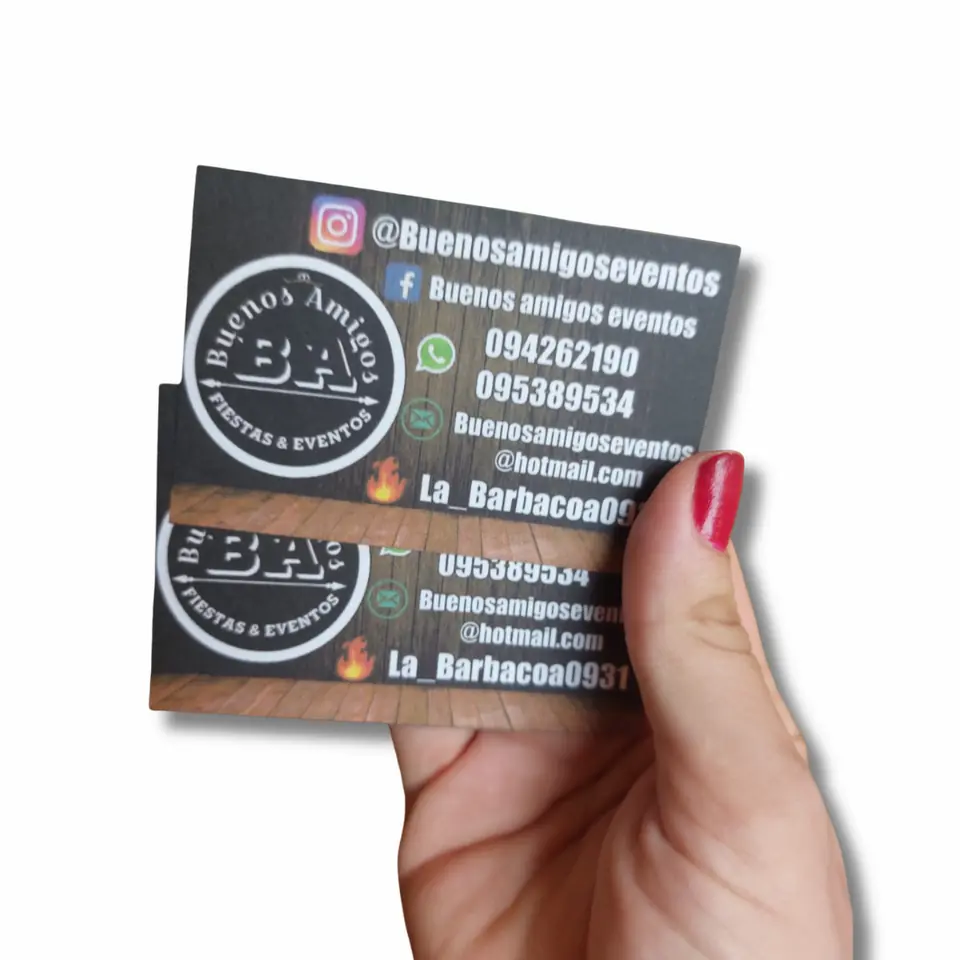 TARJETAS DE PRESENTACIÓN PERSONALIZADAS