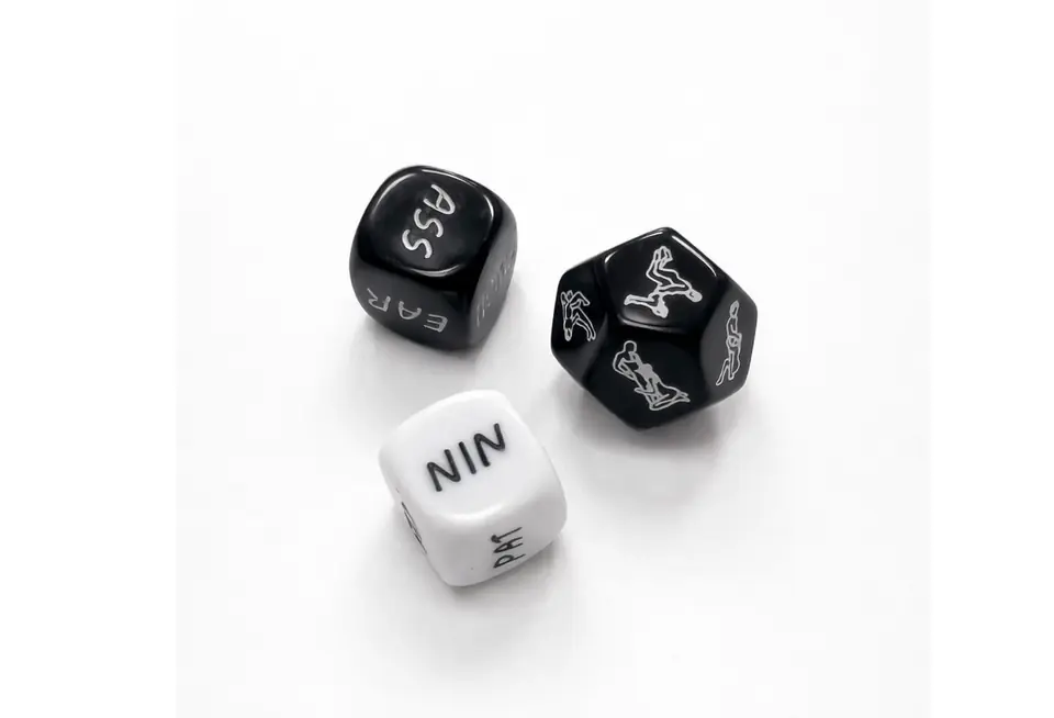 SET DE TRES DADOS KAMASUTRA