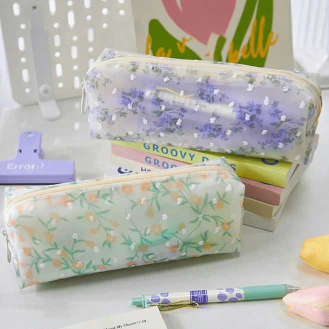 Estuche Estampado Floral Semi Transparente