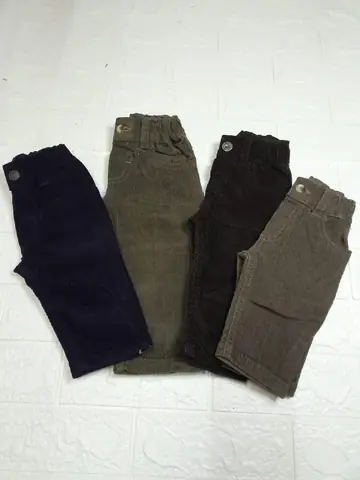 Pantalón pana bebé