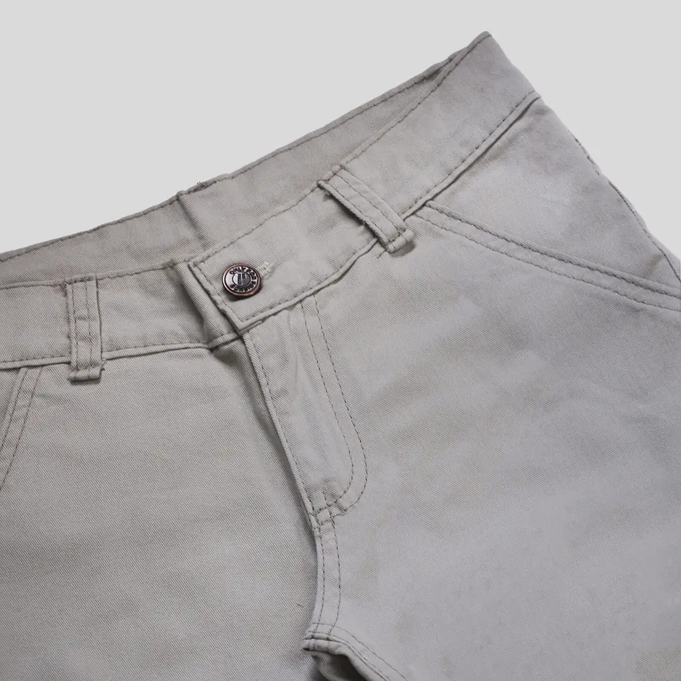 Pantalón en Gabardina Liso