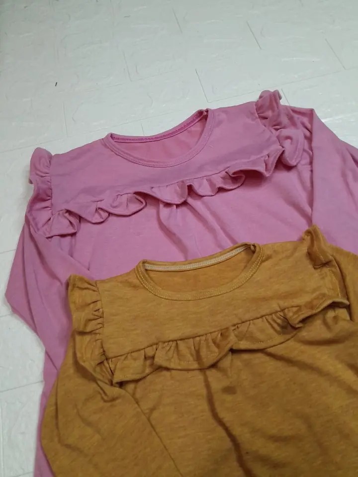 Remera modal lisa con volados