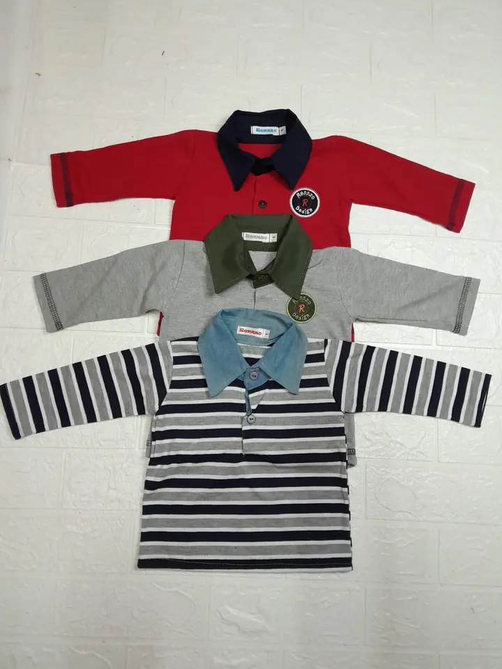 Remera con cuello bebé