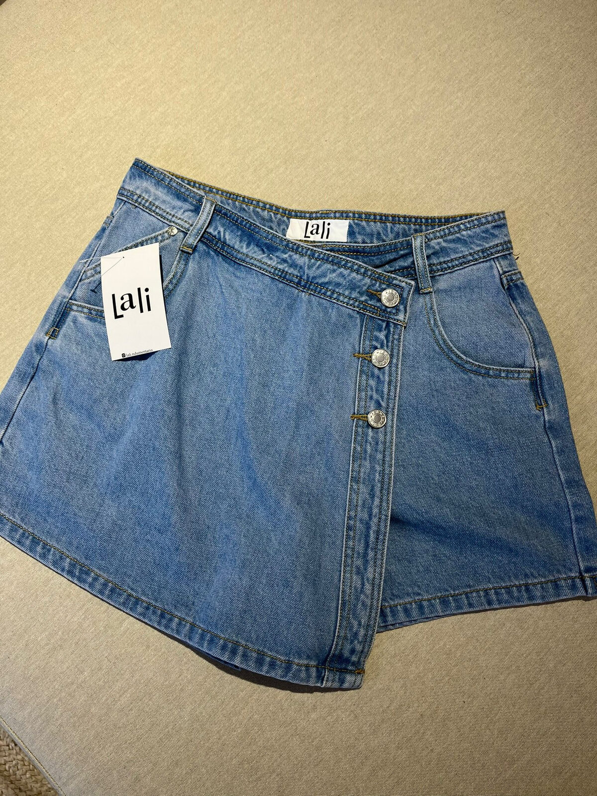 Short Pollera Reini