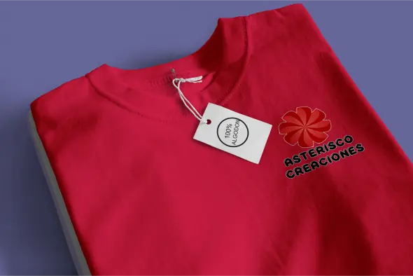 Remera roja de algodón