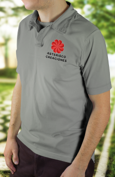 Remera gris estilo polo