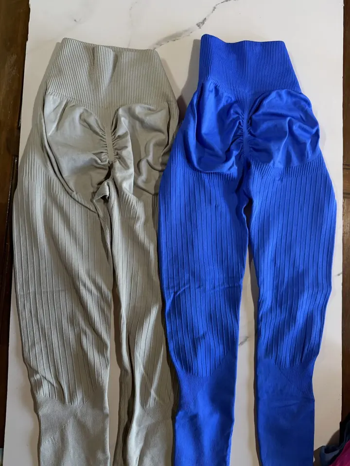 CALZA ACANALADA •Talle S/M•