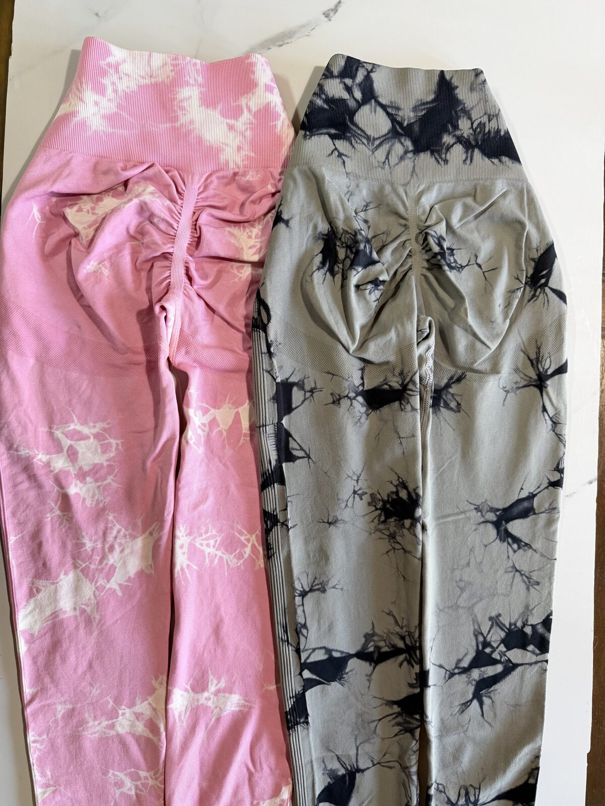 CALZA TIE  DYE • TALLE M•