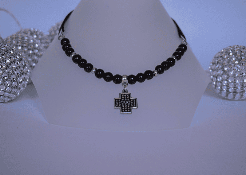 Collares