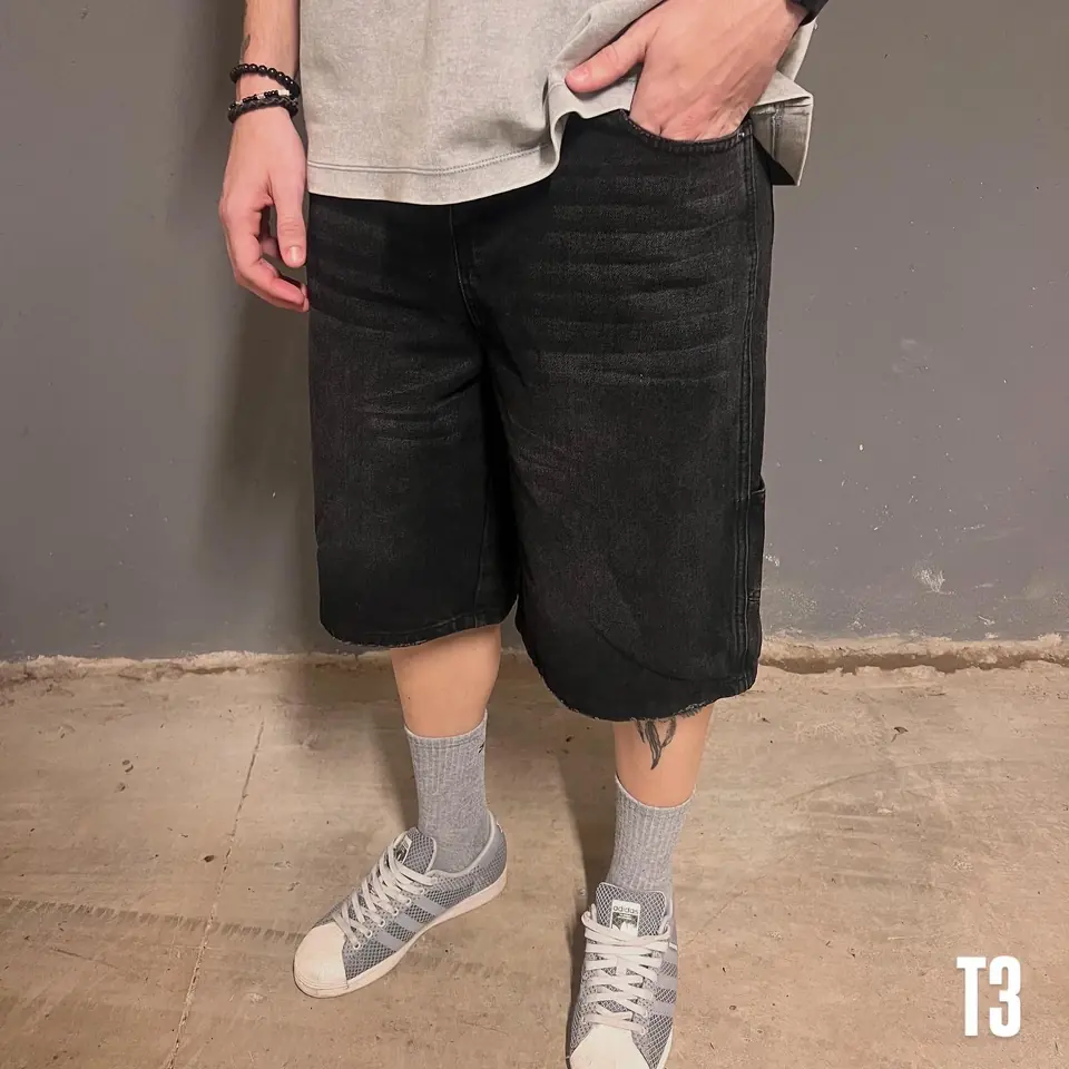 Bermuda Super Baggy 3/4 negra