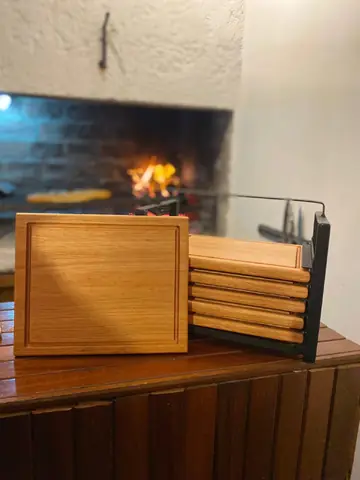 Juego de 6, 8 o 10 tablas de 30 x 25 con soporte en hierro.