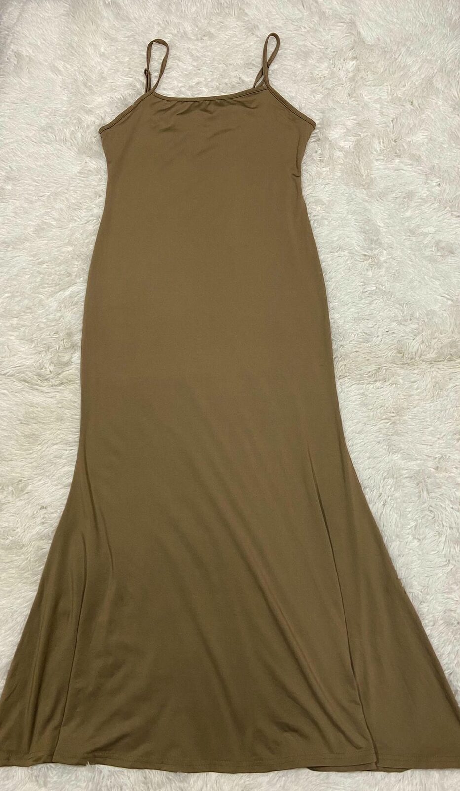 Vestido ajustado marrón