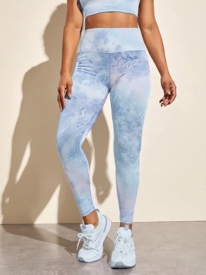 Calza deportiva tie dye tonos celestes y rosa claros