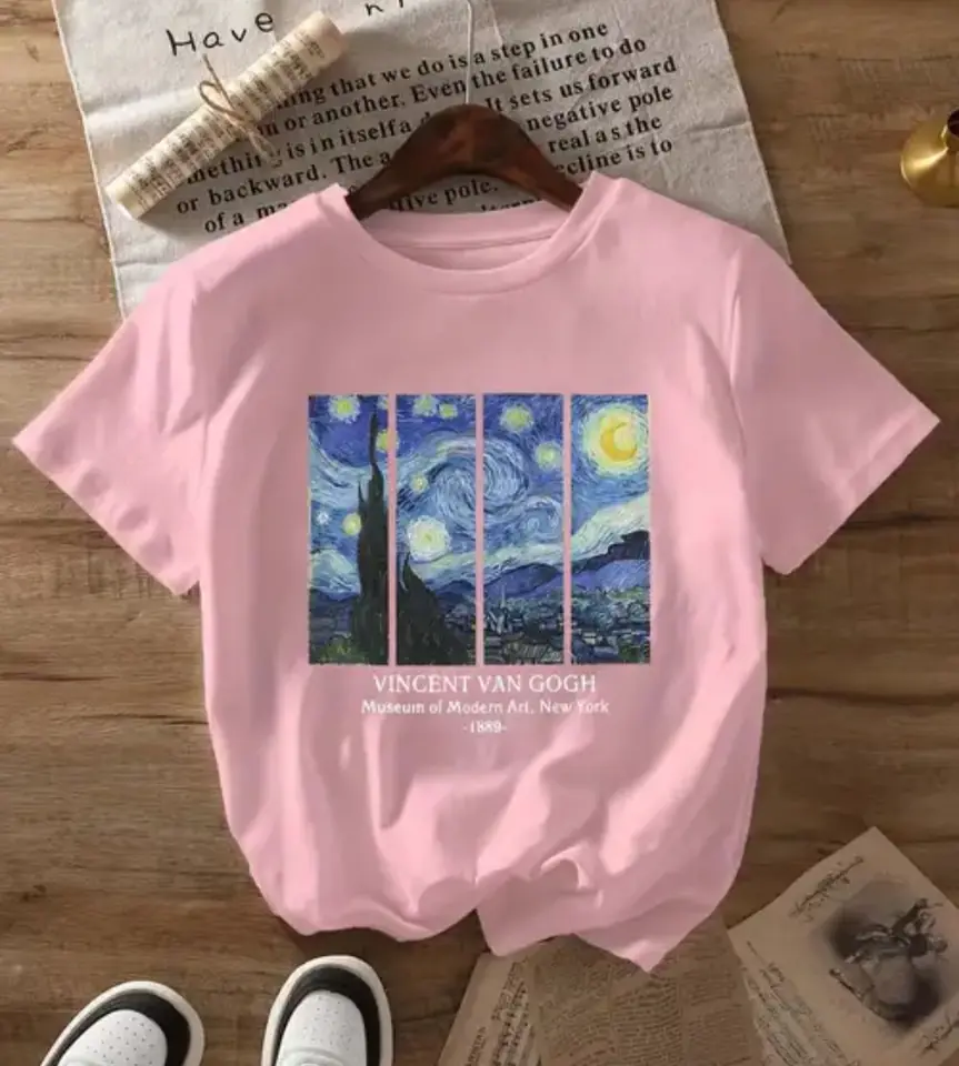Remera rosa van gogh noche estrellada
