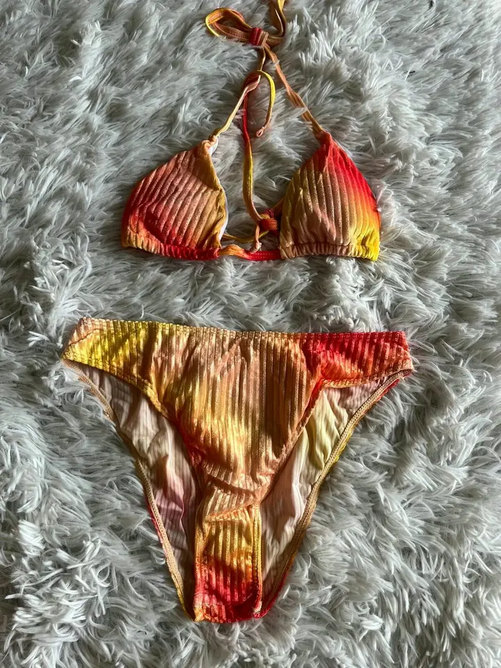 Bikini aterciopelada rosa y naranja