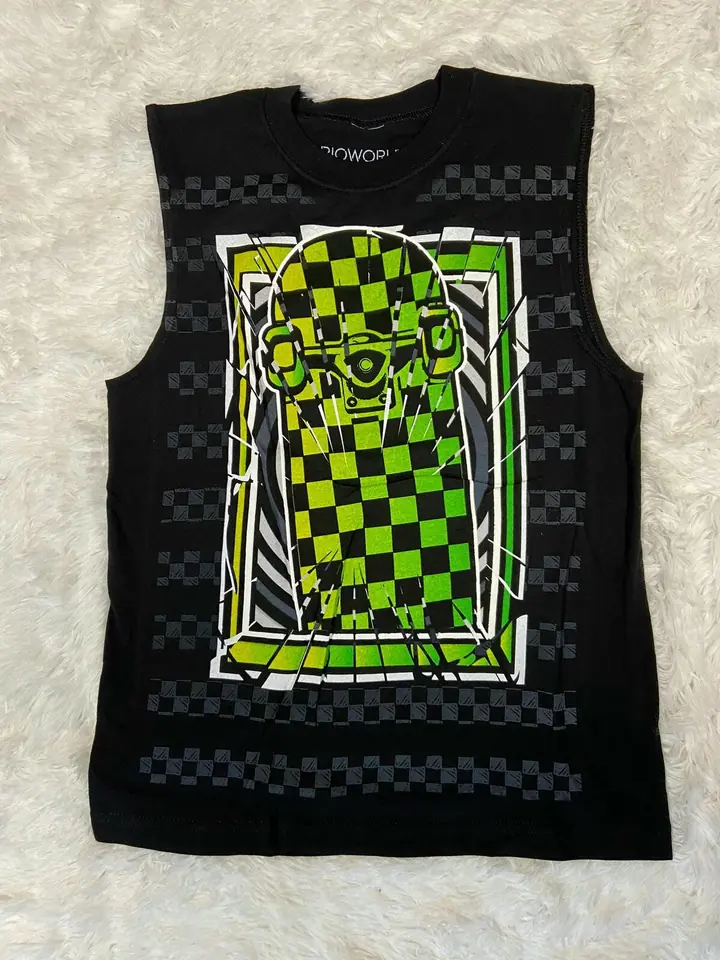 Musculosa negra diseño skate hombre