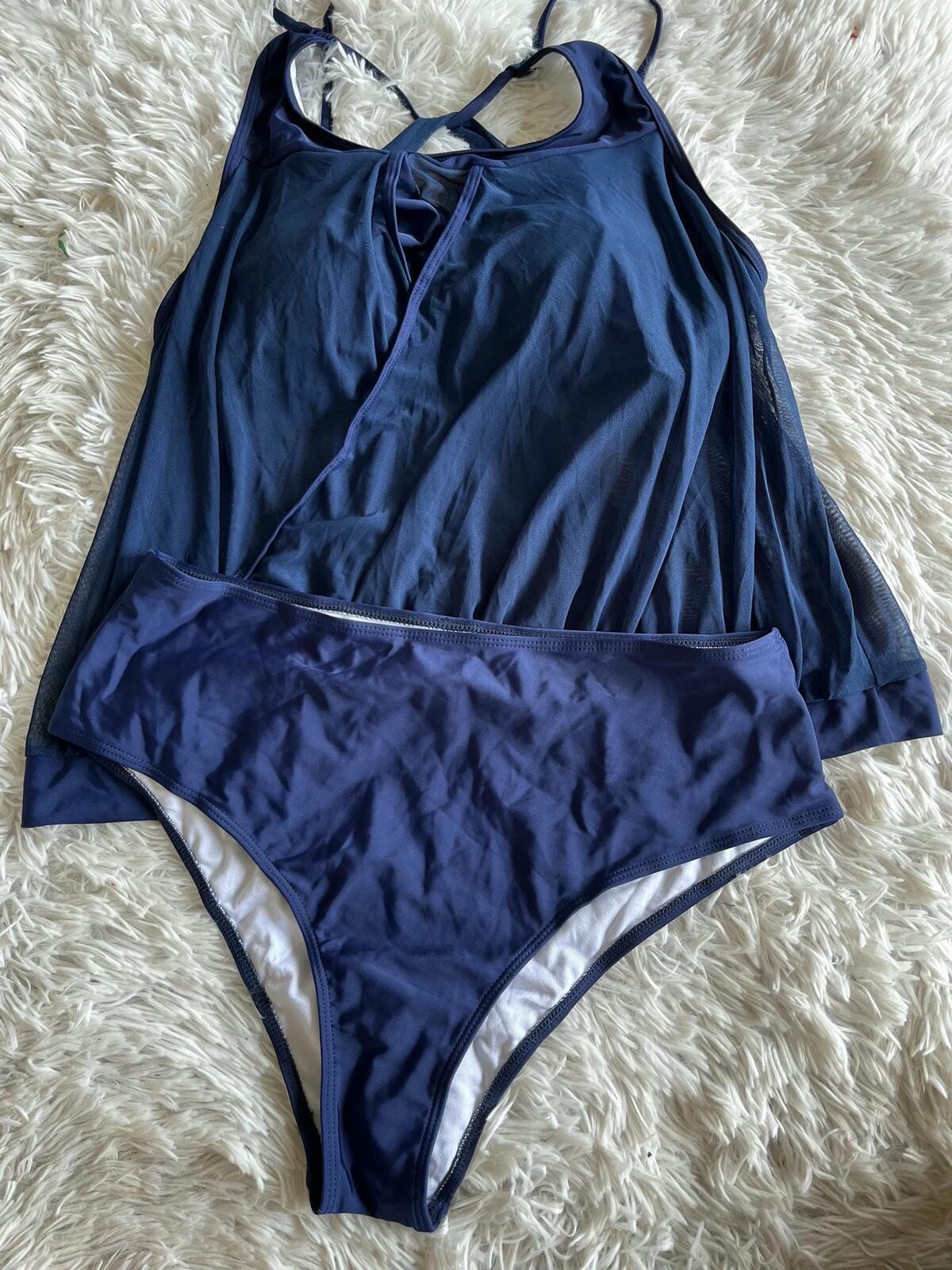 Tankini azul con transparencia cruzado arriba