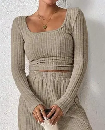 Top beige canale con fruncido