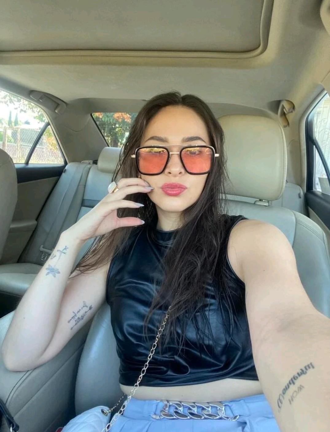 Top de cuerina SHEIN