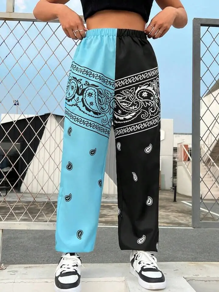 Pantalón negro y celeste diseño bandana sin felpa