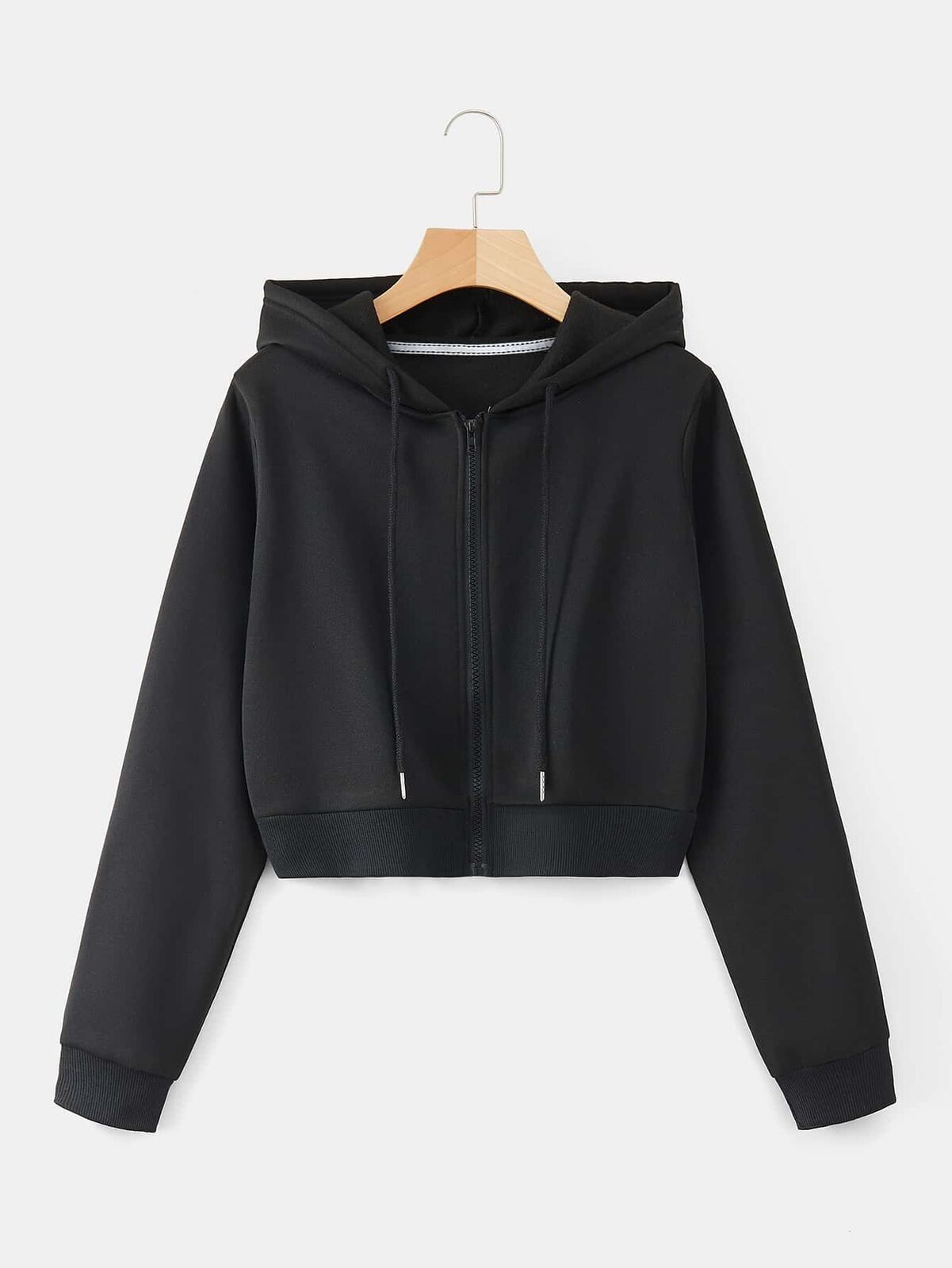 Campera crop top negra