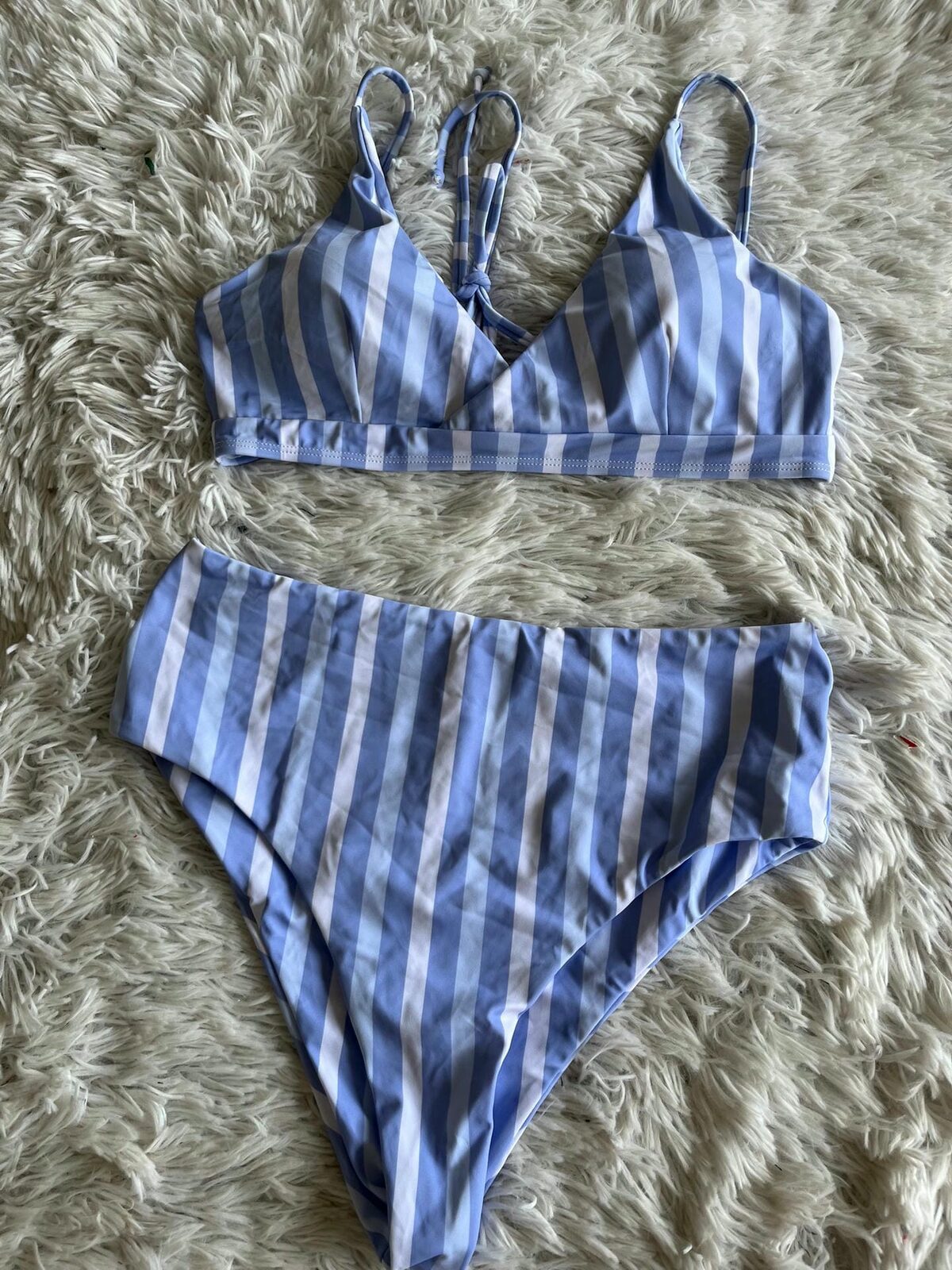 Bikini rayada tiro alto celeste