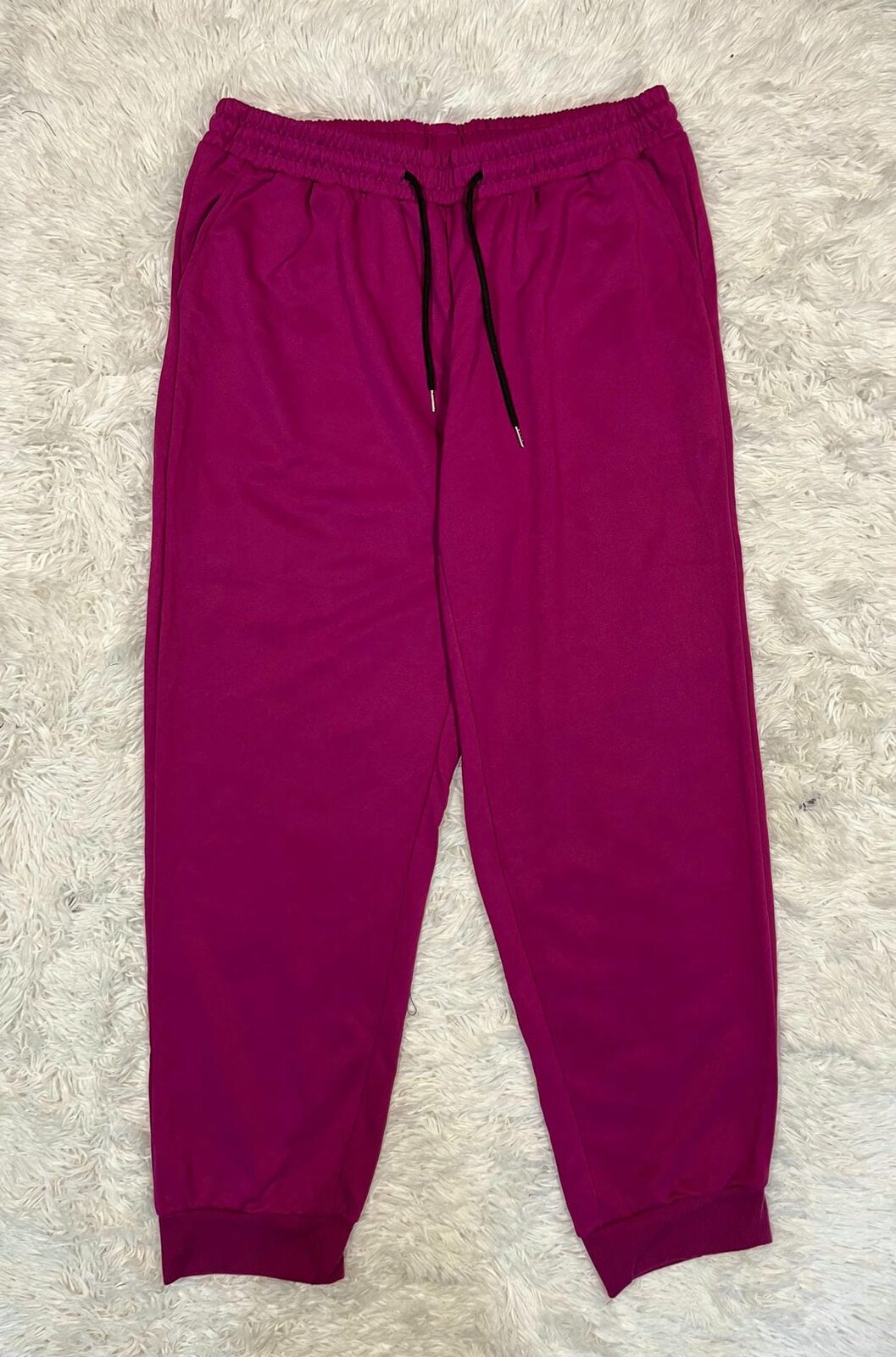 Pantalón jogger magenta sin felpa