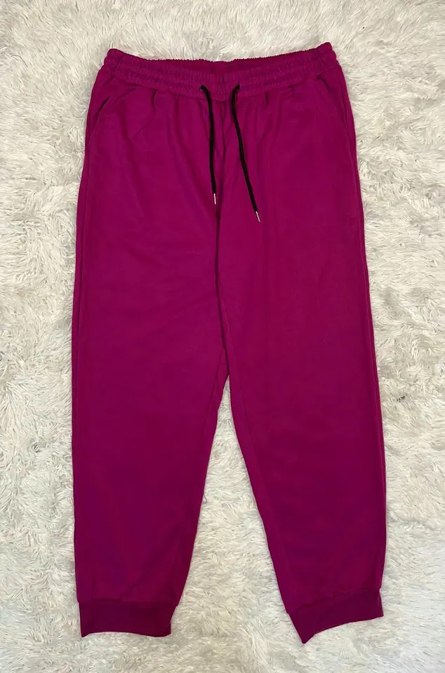 Pantalón jogger magenta sin felpa