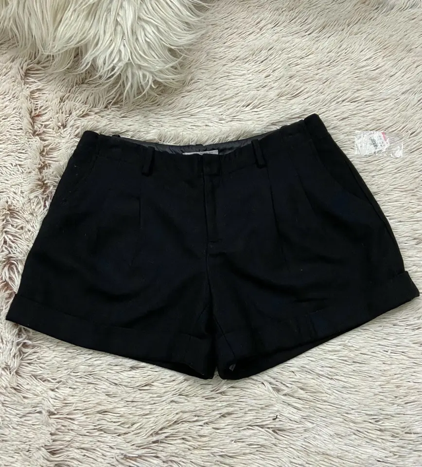 Short negro Gap