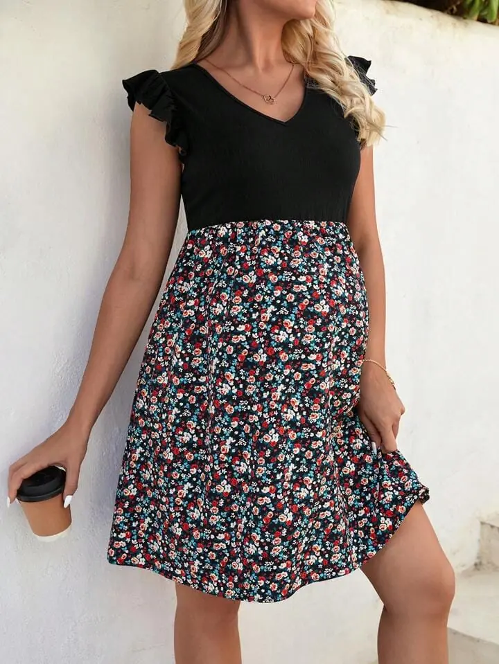 Vestido negro arriba flores abajo