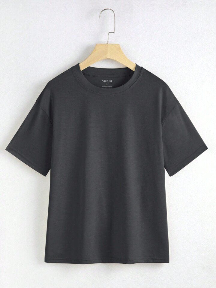 Remera gris oscuro lisa