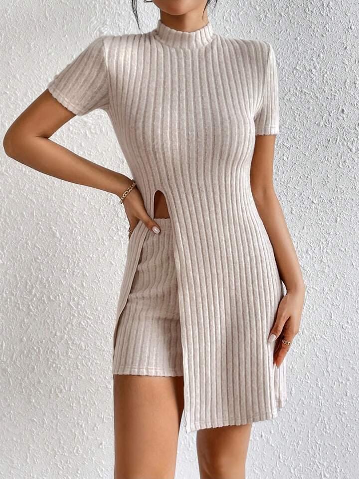 Conjunto canalé remera larga y short