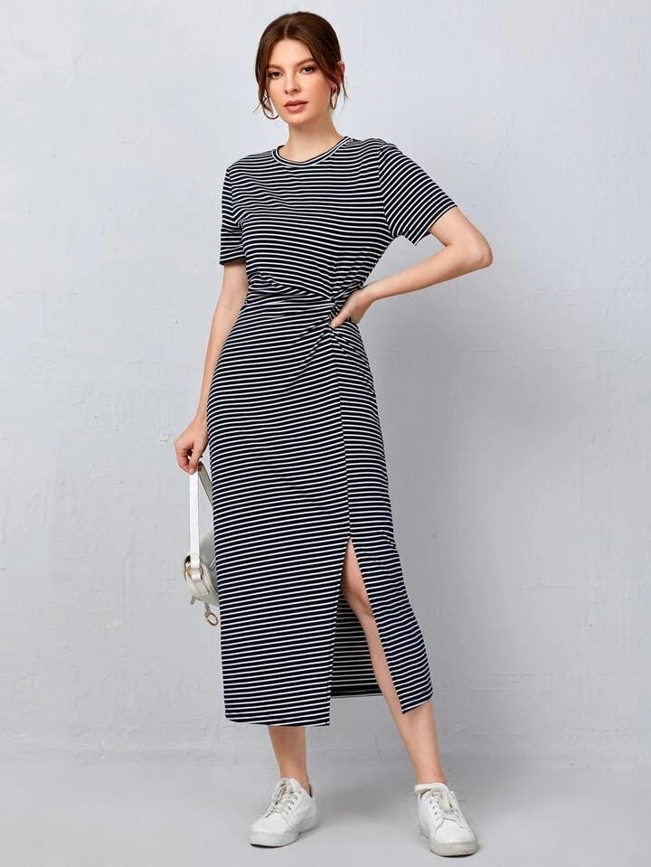 Vestido largo a rayas con "nudo"
