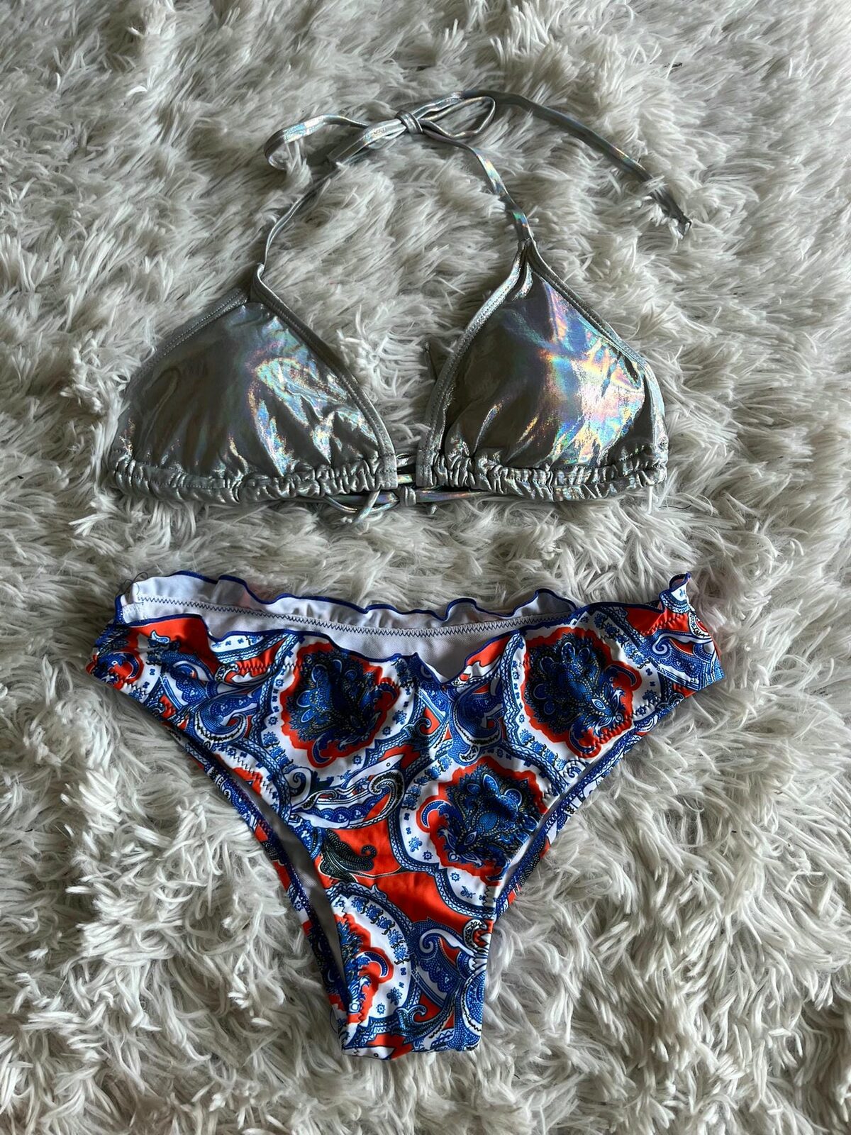 Bikini plateado abajo azul
