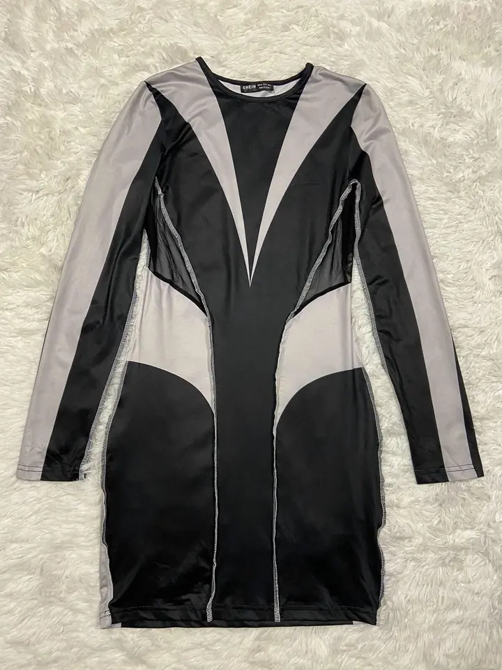 Vestido negro y gris costuras fuera partes con transparencia