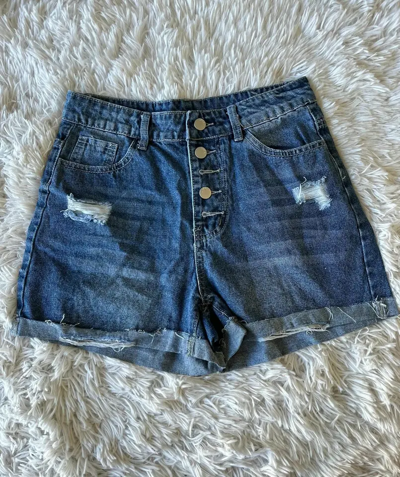 Short azul varios botones