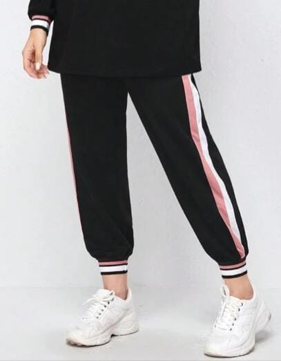 Pantalón jogger sin felpa negro linea rosa y blanca