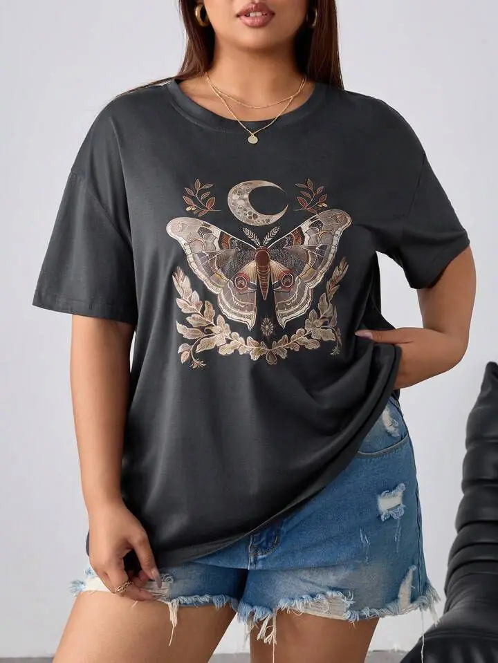 Remera gris mariposa luna