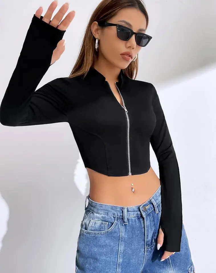 Campera top negra al cuerpo