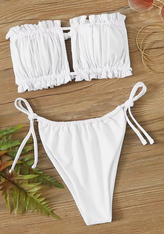 Bikini blanco fruncido