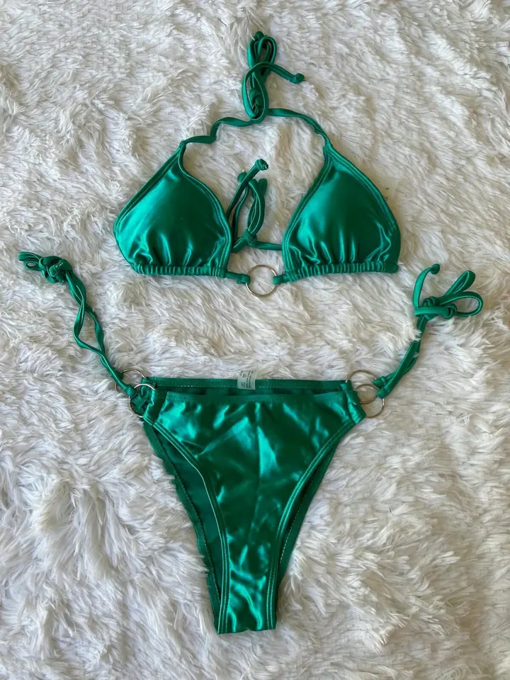 Bikini malla triangulo verde metalizado