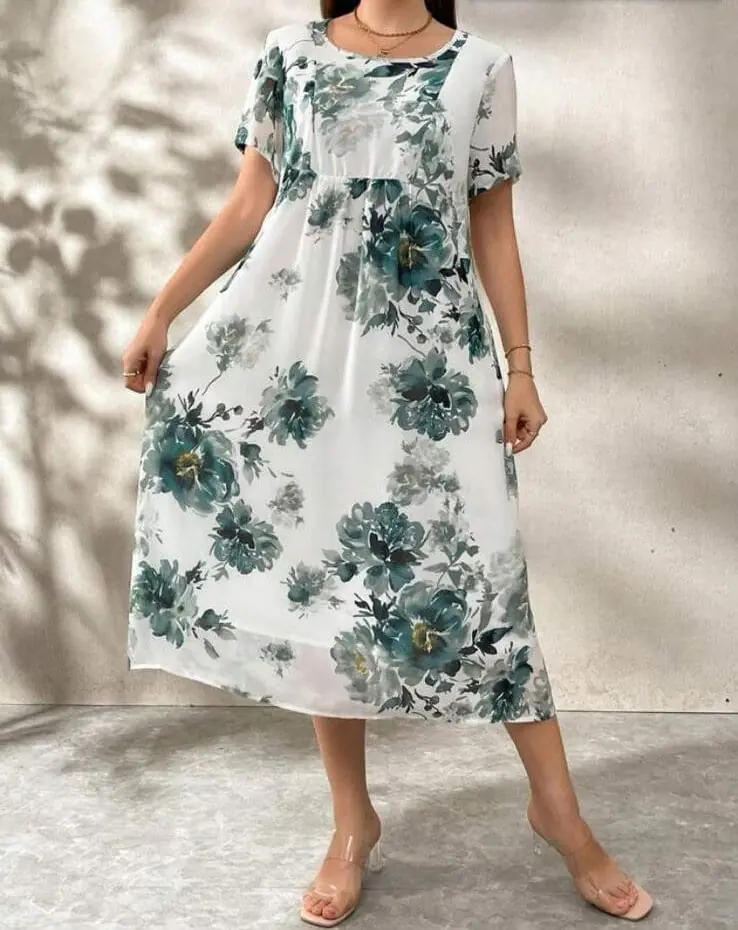 Vestido largo blanco con flores verdes