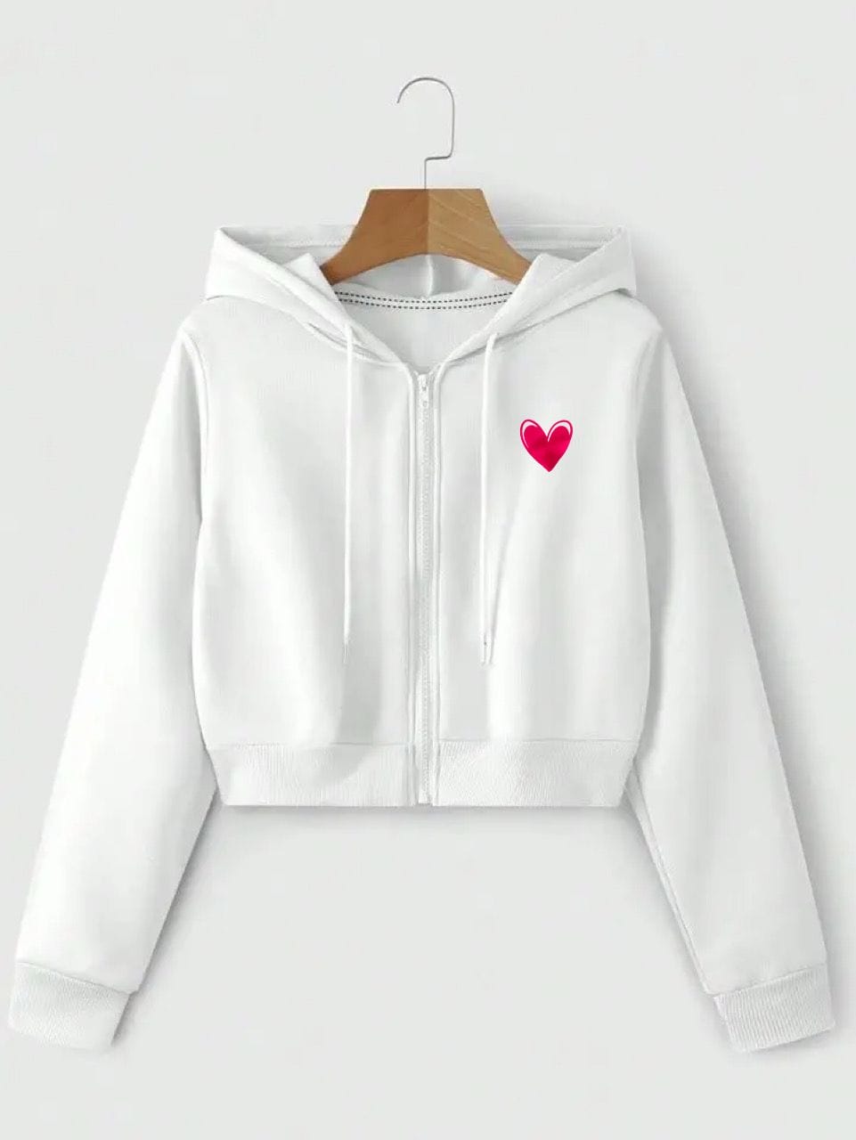 Campera crop top blanca corazón rosa
